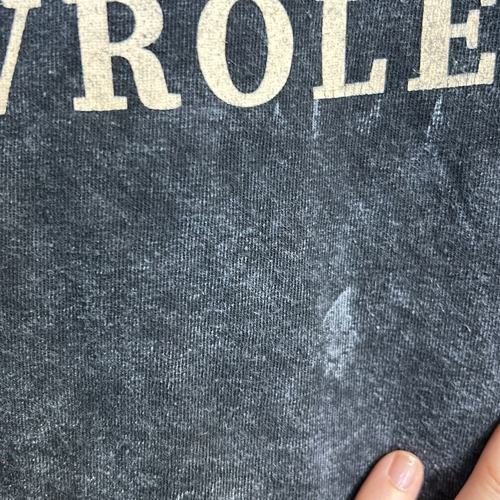 GM Chevrolet Distressed Cropped Tshirt - Picture 6 of 7
